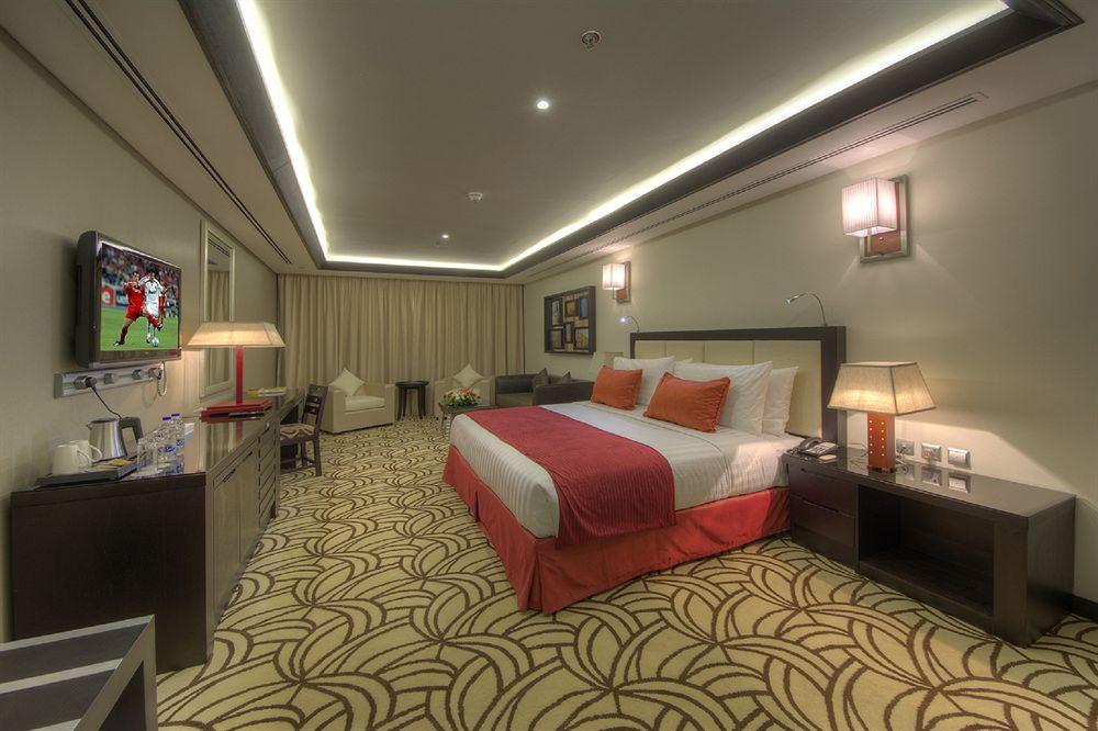 Raintree Rolla Hotel Дубай Экстерьер фото