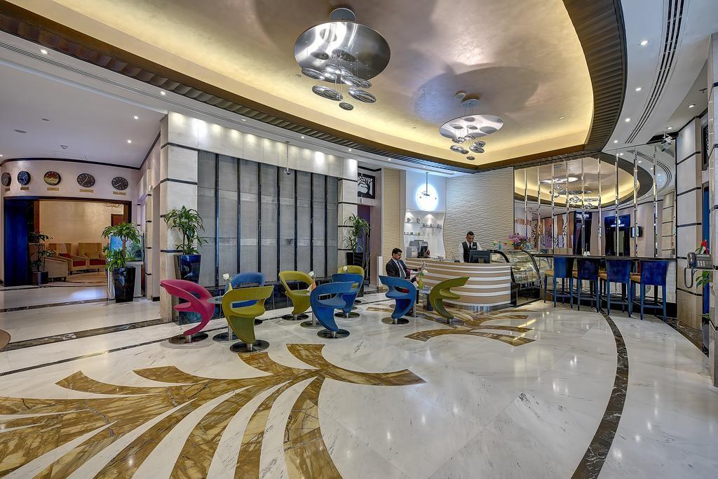 Raintree Rolla Hotel Дубай Экстерьер фото