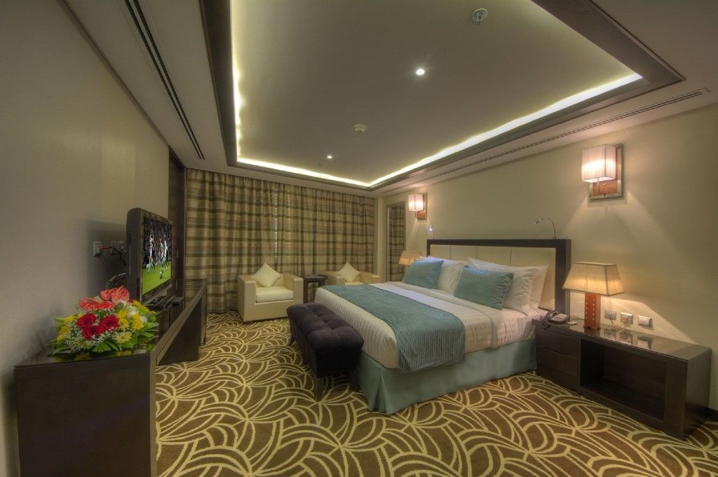 Raintree Rolla Hotel Дубай Экстерьер фото